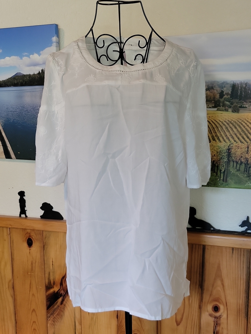 Market & Spruce White Embroidered Scoop-Neck Tunic